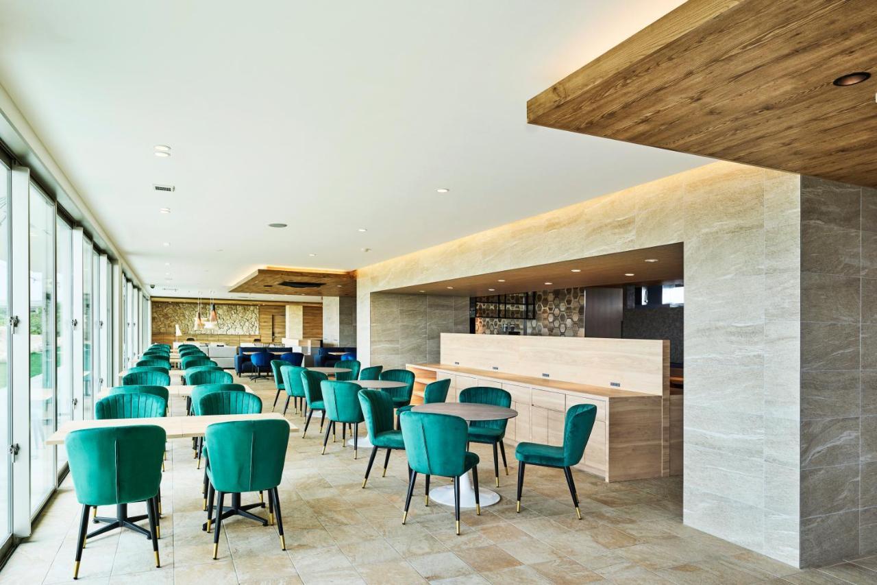 Watermark Hotel Okinawa Miyakojima Zewnętrze zdjęcie